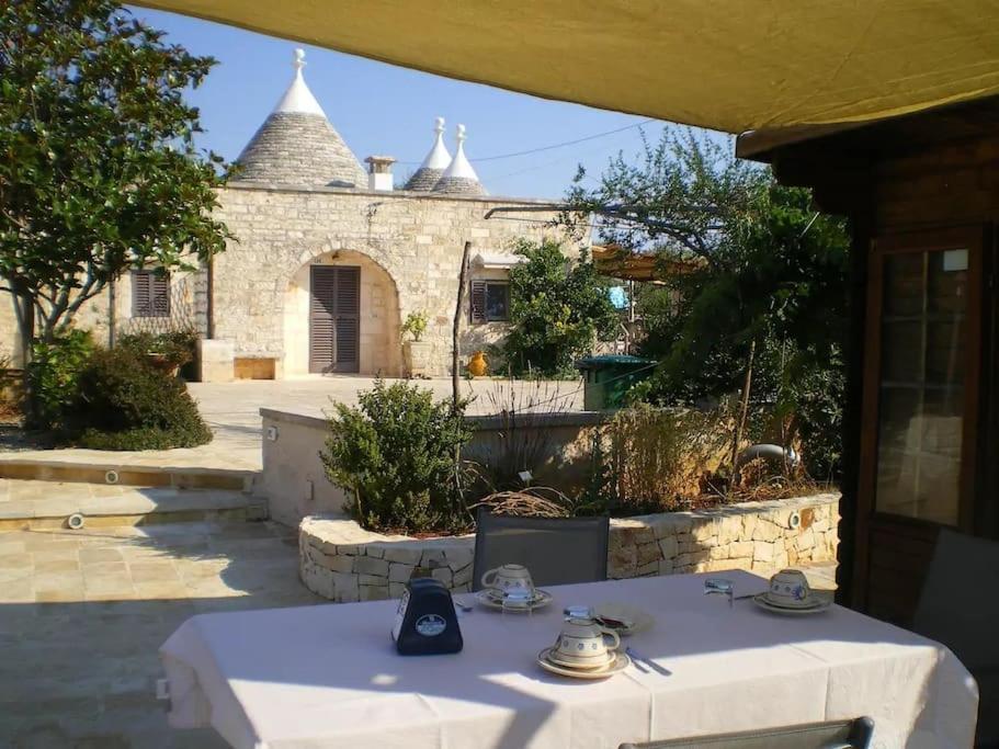 Trulli Giulivi Villa Locorotondo Dış mekan fotoğraf